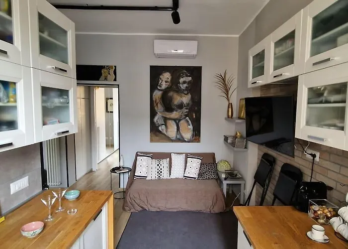 Art Gallery House, San Giovanni, Centro - Wifi Ac Smart Tv * Rom