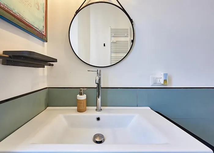 Apartment Art Gallery House, San Giovanni, Centro - Wifi Ac Smart Tv Rom