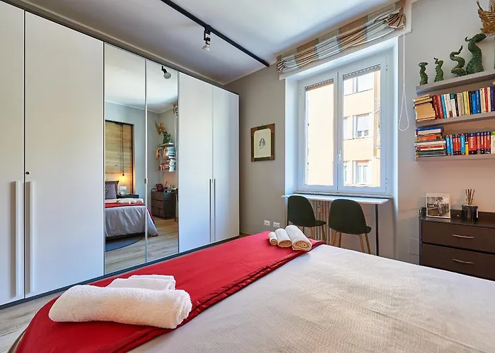 Art Gallery House, San Giovanni, Centro - Wifi Ac Smart Tv * Rom