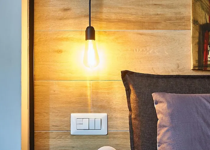 Art Gallery House, San Giovanni, Centro - Wifi Ac Smart Tv * Rom